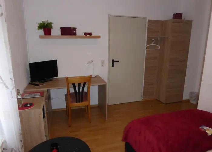 Bed & Breakfast Garni-tell 3*